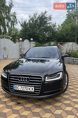 Седан Audi A8 2017 в 