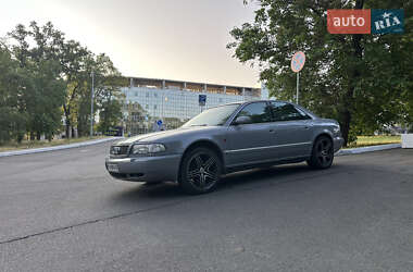 Седан Audi A8 1995 в Одесі