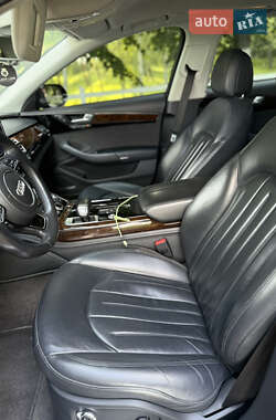 Седан Audi A8 2014 в 