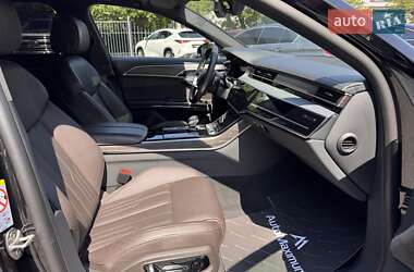 Седан Audi A8 2021 в 