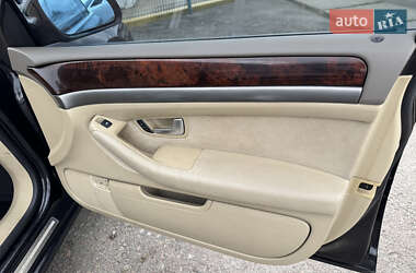 Седан Audi A8 2006 в 