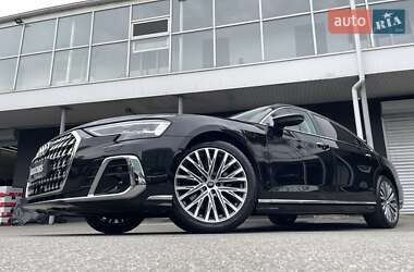Седан Audi A8 2022 в 