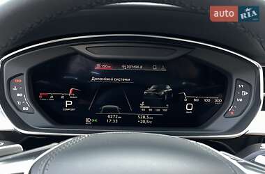 Седан Audi A8 2022 в 