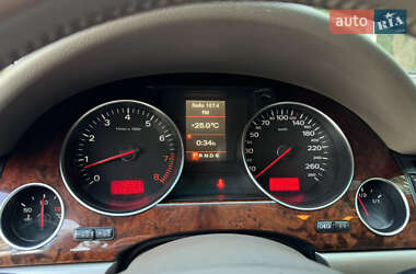 Седан Audi A8 2006 в 