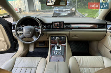 Седан Audi A8 2006 в 