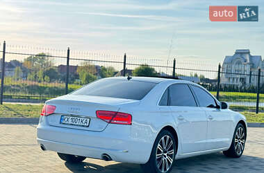 Седан Audi A8 2013 в 