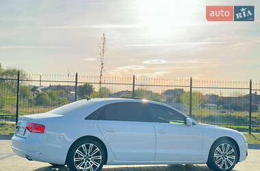 Седан Audi A8 2013 в 
