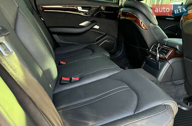 Седан Audi A8 2013 в 