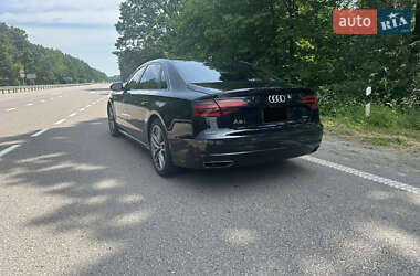Седан Audi A8 2016 в Львове
