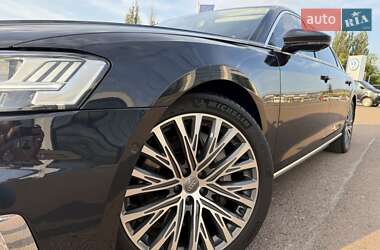 Седан Audi A8 2019 в 