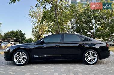 Седан Audi A8 2010 в 