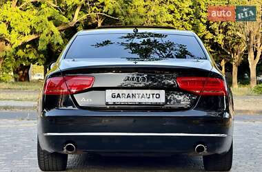 Седан Audi A8 2010 в 