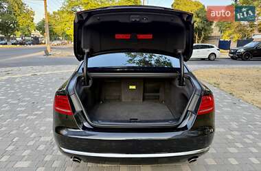 Седан Audi A8 2010 в 