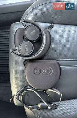Седан Audi A8 2013 в 