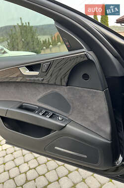 Седан Audi A8 2010 в 