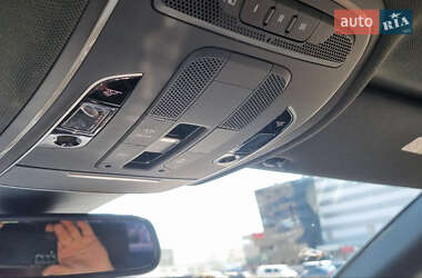 Седан Audi A8 2014 в 