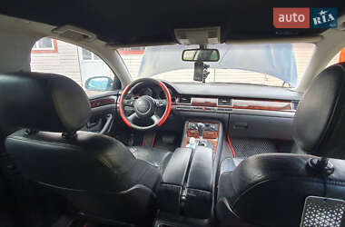 Седан Audi A8 2002 в 