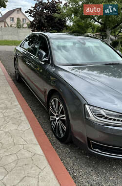 Седан Audi A8 2014 в 