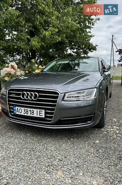 Седан Audi A8 2014 в 