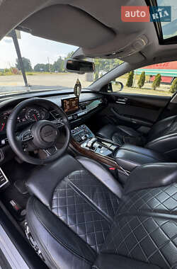 Седан Audi A8 2011 в 