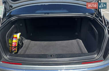 Седан Audi A8 2006 в 