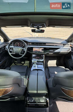 Седан Audi A8 2021 в 