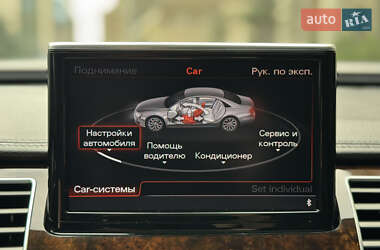 Седан Audi A8 2017 в 