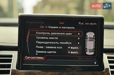 Седан Audi A8 2017 в 