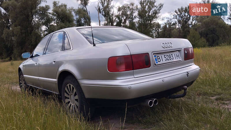 Седан Audi A8 1995 в Хороле фото 2 Седан Audi A8 1995 в Хороле