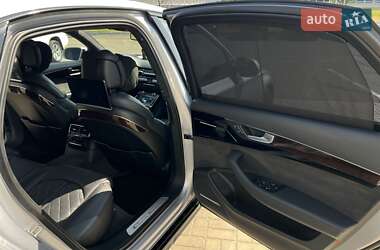 Седан Audi A8 2015 в 