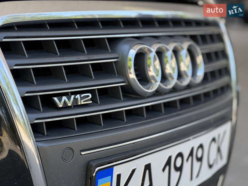 Седан Audi A8 2005 в Днепре