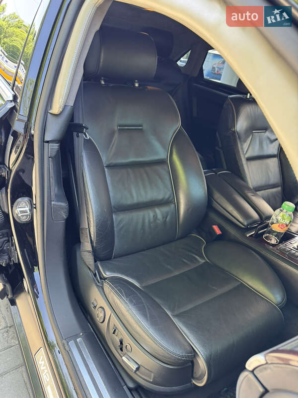 Седан Audi A8 2005 в Днепре