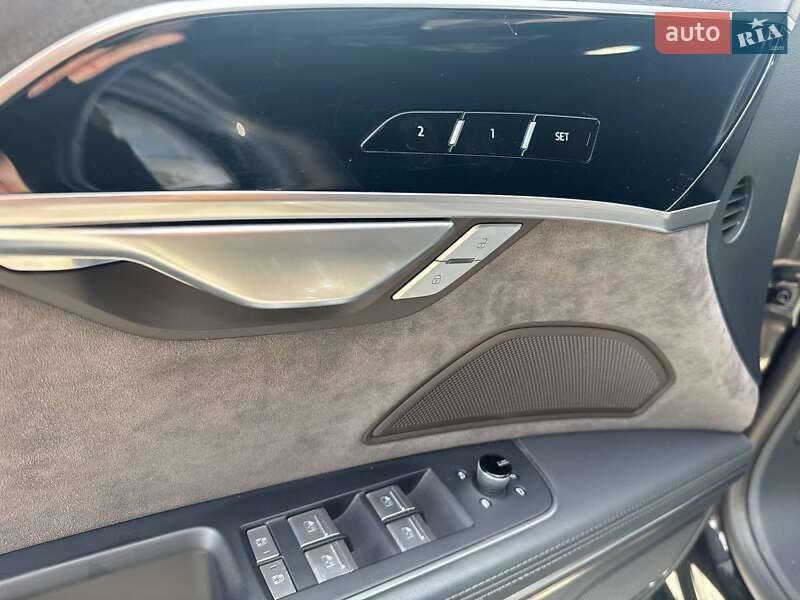Седан Audi A8 2021 в Киеве фото 16 Седан Audi A8 2021 в Киеве