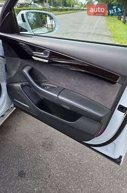 Седан Audi A8 2014 в 
