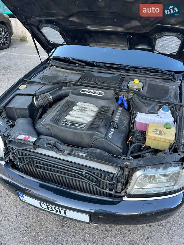 Седан Audi A8 2001 в Одесі