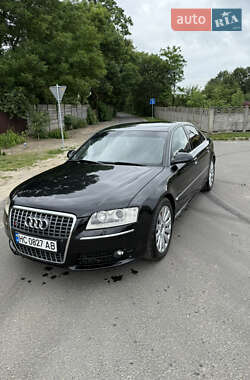 Седан Audi A8 2005 в 