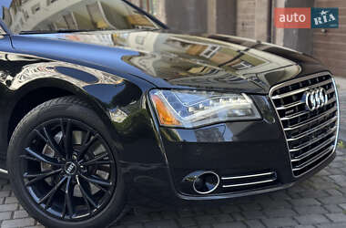 Седан Audi A8 2013 в 