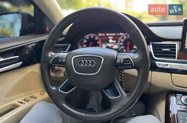 Седан Audi A8 2013 в 