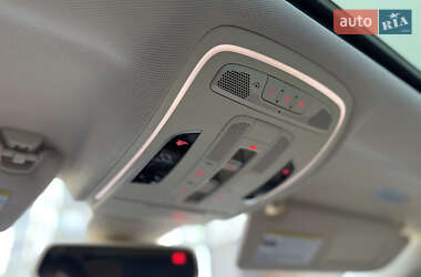 Седан Audi A8 2013 в 
