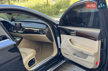 Седан Audi A8 2013 в 