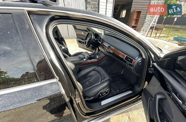 Седан Audi A8 2011 в 