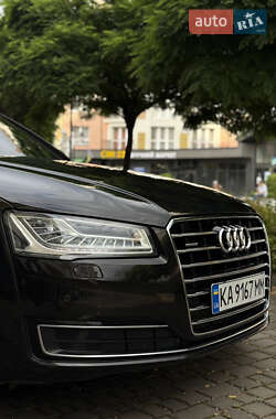 Седан Audi A8 2017 в 