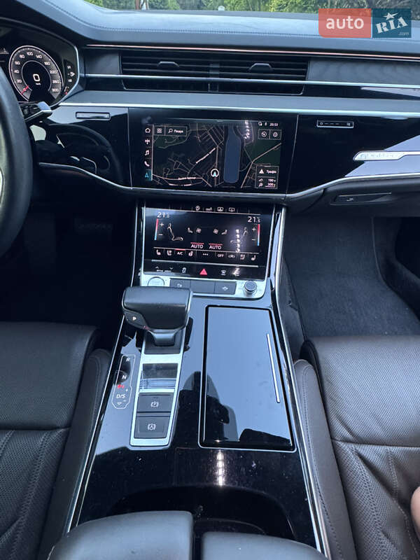 Седан Audi A8 2019 в Києві