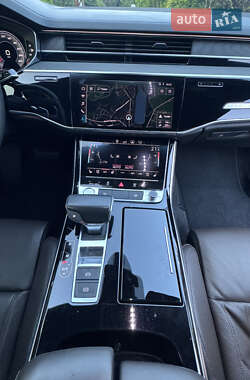Седан Audi A8 2019 в 