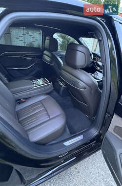 Седан Audi A8 2019 в 