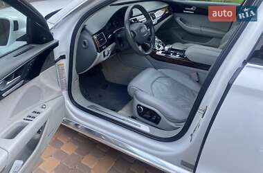 Седан Audi A8 2015 в 