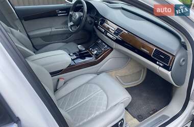 Седан Audi A8 2015 в 