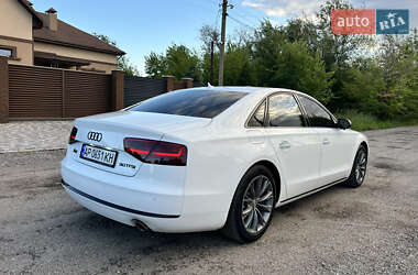 Седан Audi A8 2011 в 