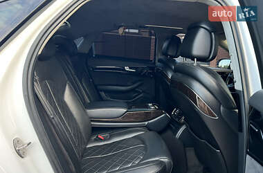 Седан Audi A8 2011 в 
