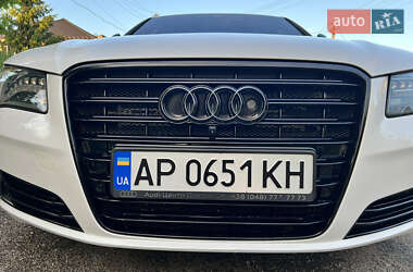 Седан Audi A8 2011 в 